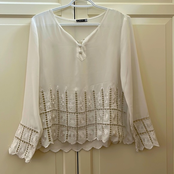 White t-shirt - Picture 1 of 5